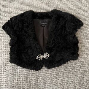 Forever 21 Black Faux Fur Collar
